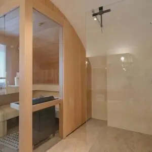 Wohnung Tradition: Wohnung mit Sauna, großer Terrasse und 2 Schlafzimmern