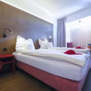 Kärntnerhof Panorama Doppelzimmer Garten Groß (4)